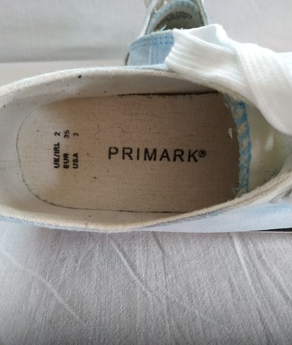 Кеди р.35.  Primark.