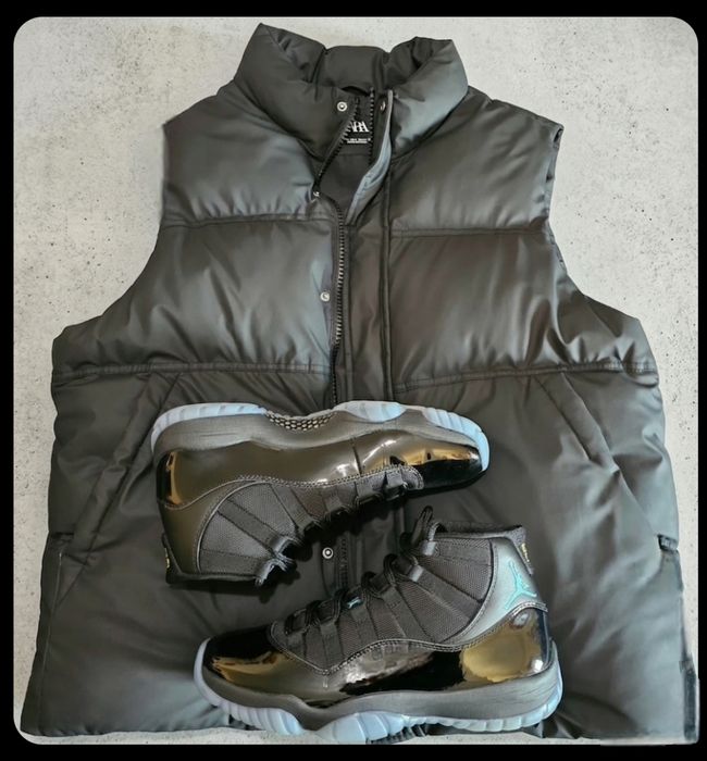 Conjunto de roupas para venda