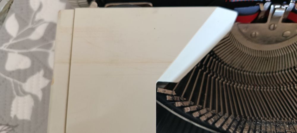 Máquina de escrever contessa 2 de luxe