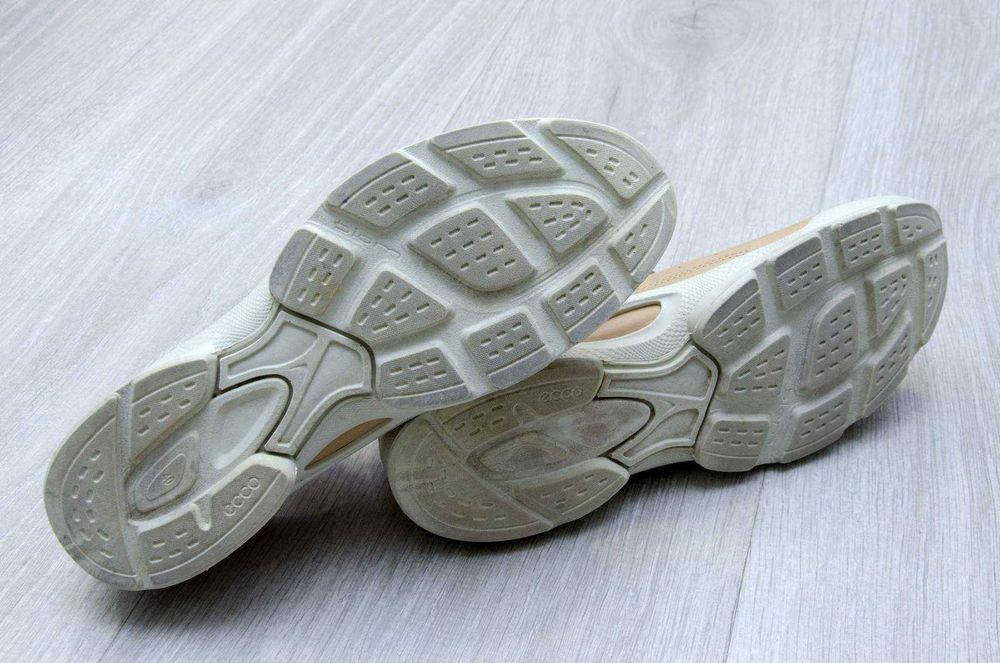 Кросівки Ecco Biom Street. Устілка 25,5 см