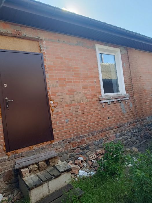 Продам частину будинку в р-ні Крутий берег