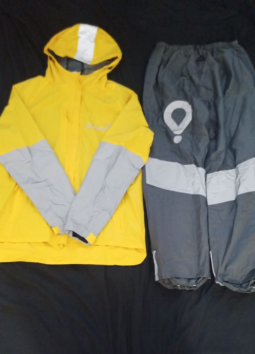 Костюм дождевик фирменный  Glovo.непромокаемый Комплект XL