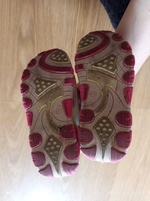 Buty dla dziewczynkę