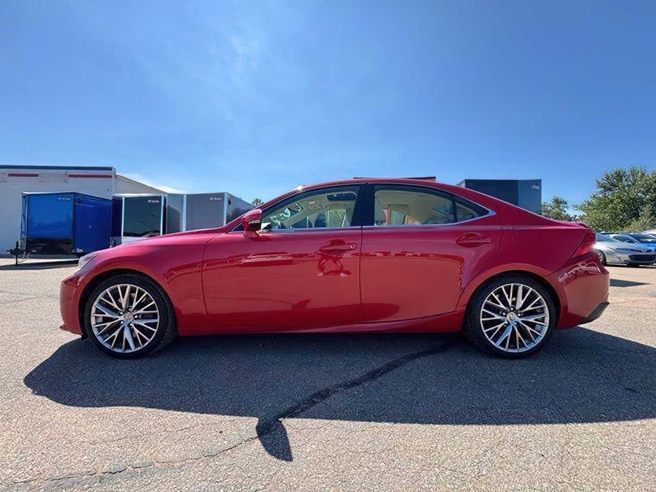 Lexus IS 300      2016