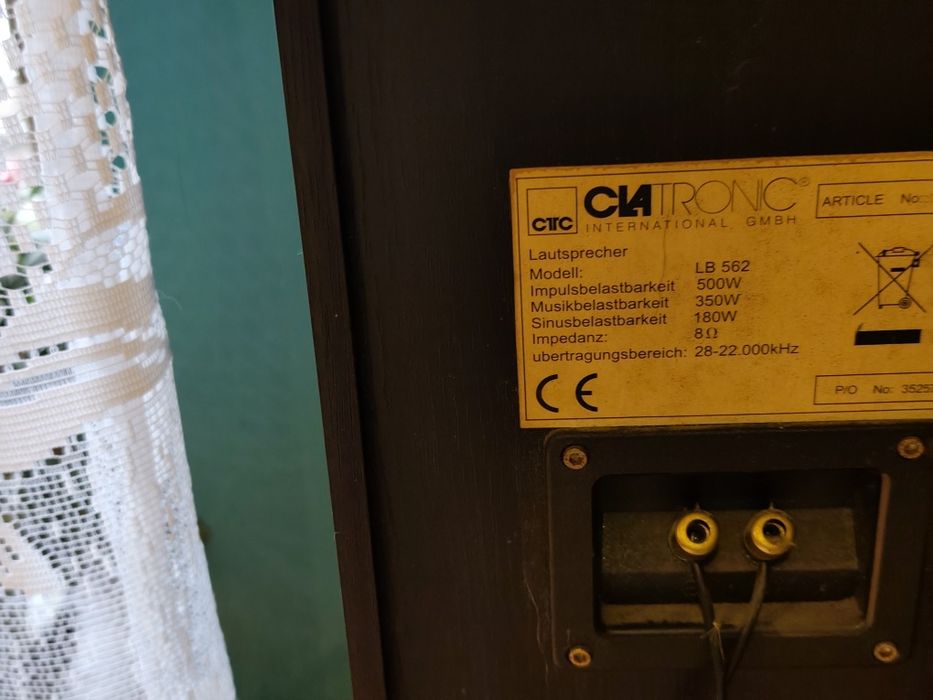 Sprzęt grajacy na zdjeciu