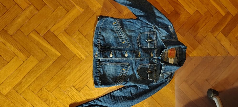 damska kurtka jeansowa levis S