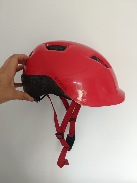 Kask rowerowy,czerwony z Decathlon