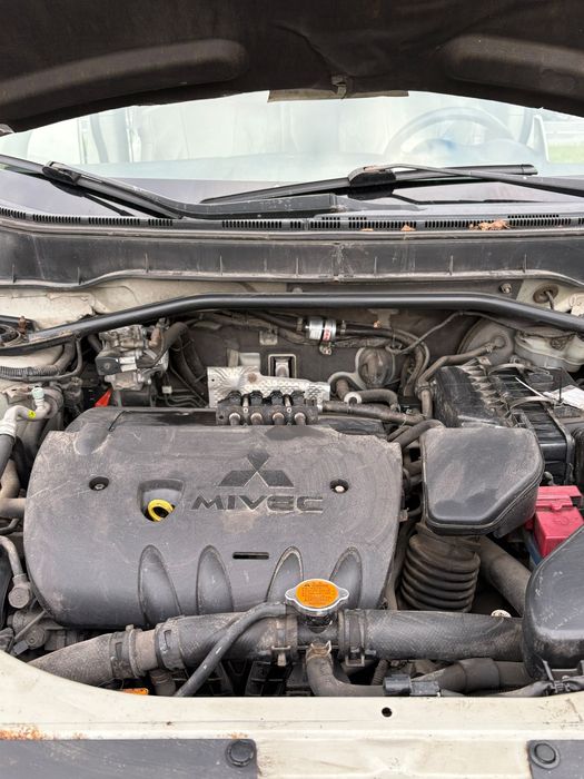 Mitsubishi Outlander XL 2.4