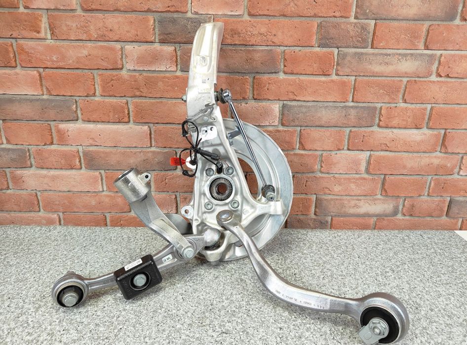 Цапфа BMW G05 G06 G07 G11 G12 G14 G15 G16 G20 G21 G26 G30 G32 G01 G02