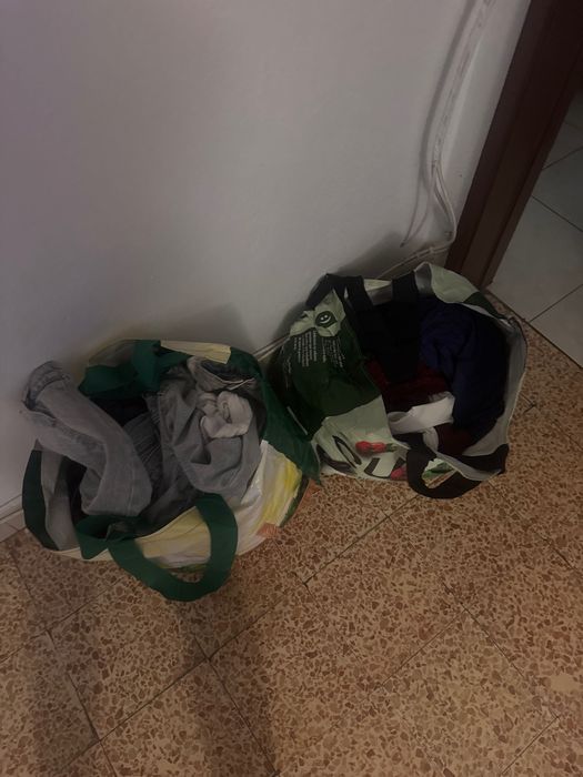 Roupas usadas/semi novos diversos