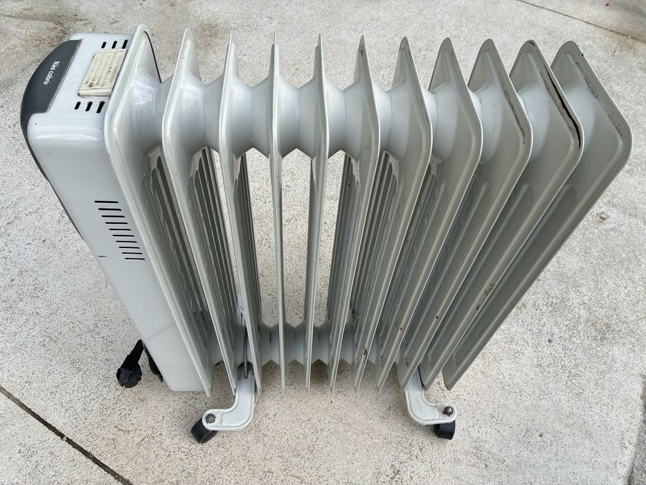 Aquecedor a óleo Electric Co