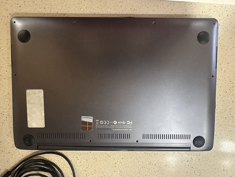 Asus Taichi 21 Portatil 2 em 1