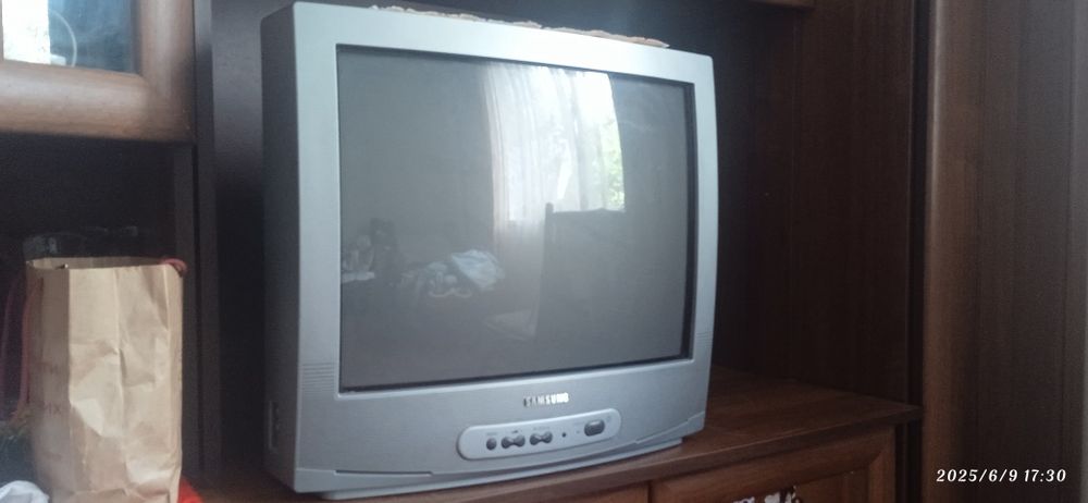 Телевізор самсунг
