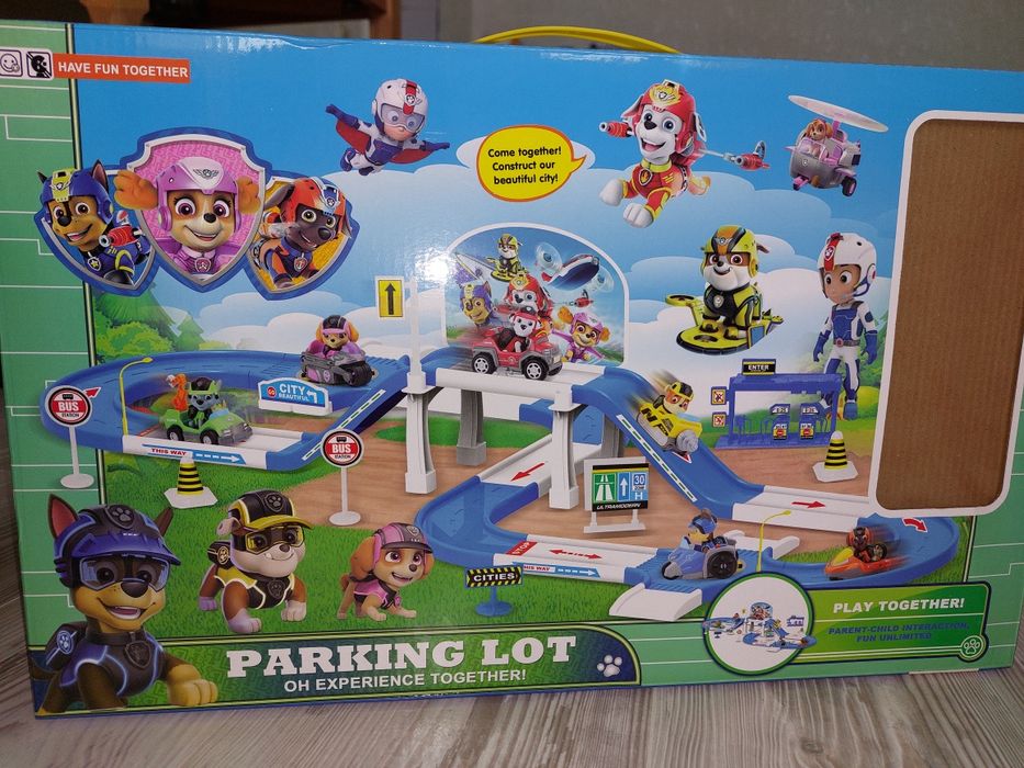 Трек с машинками