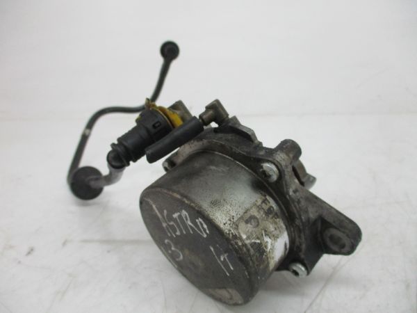 Depressor dos travões / bomba de vácuo OPEL Astra H Hatchback (L48)