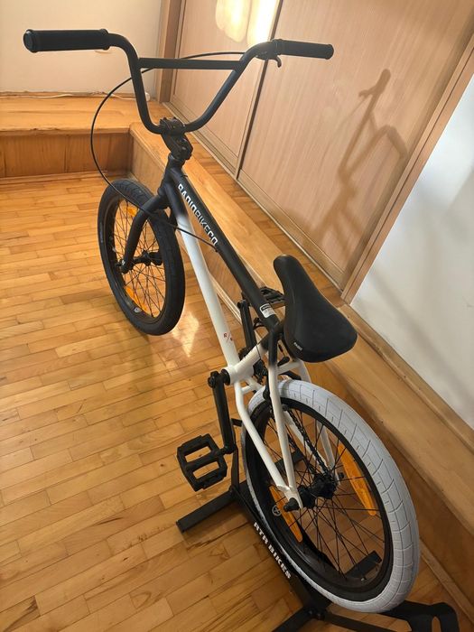Sprzedam rower bmx, fabrycznie nowy