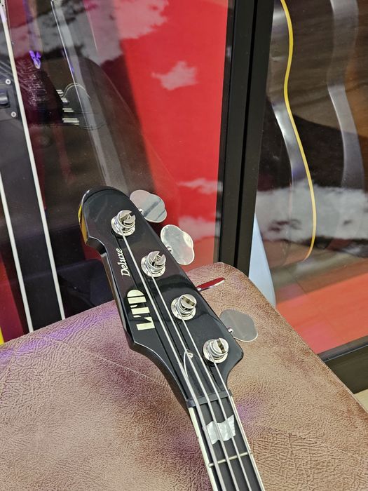 LTD Phoenix-1004 gitara basowa + pokrowiec + pas