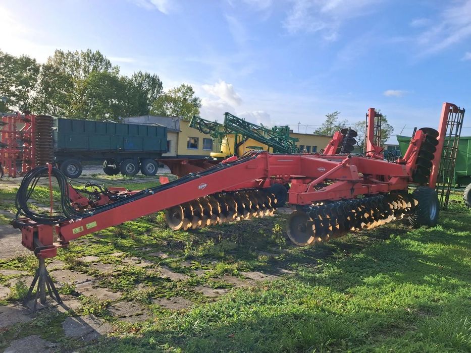 Kuhn Discover XL 52/660  Brona talerzowa Kuhn Discover XL 52 / 660