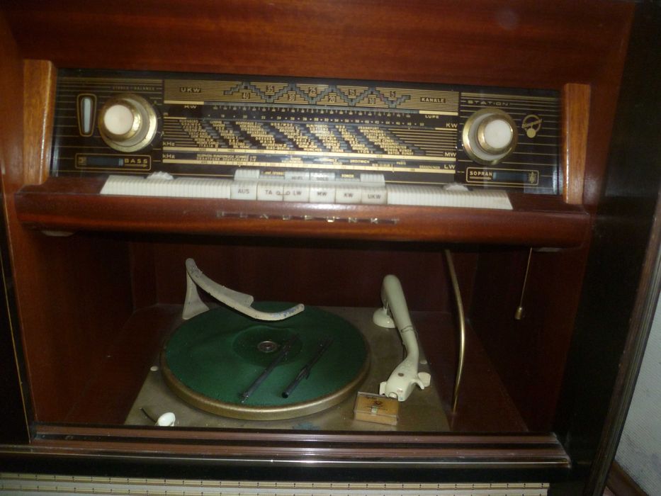 Móvel FLORIDA STEREO anos 50 Origi Alemanha radio gira-discos FUNCIONA