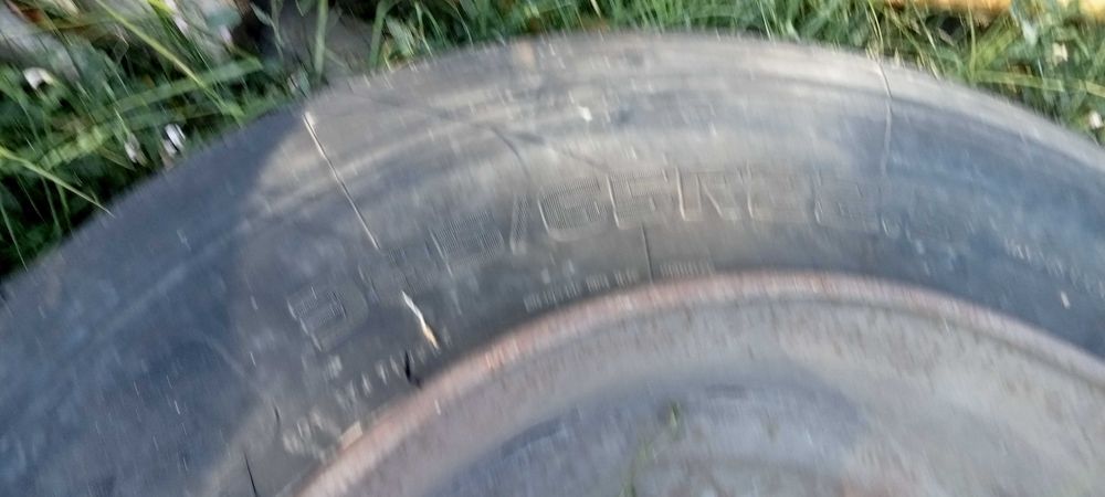 Vendo jantes em ferro de camião 385/65r22.5