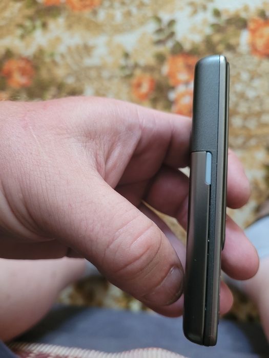 Nokia 6300i (з wi-fi )