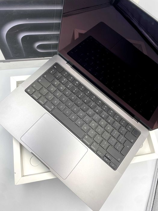 Ноутбук Apple MacBook Pro 14" M3 8/1TB Space Gray (MTL83) 2023