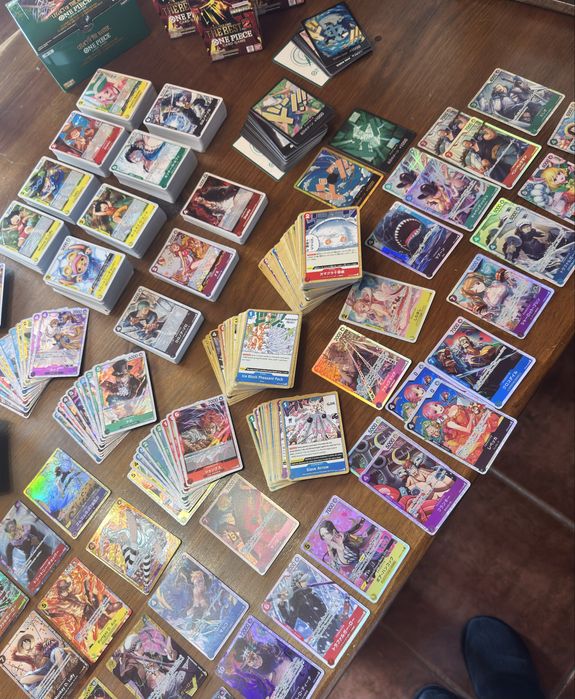 Lote  one piece cerca de 1000 cartas