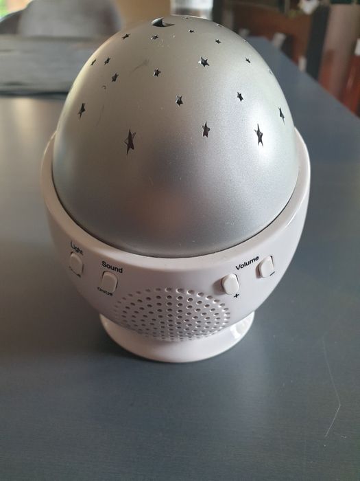 Dream Tones  Night Light & Sound Machine uspokajające dźwięki