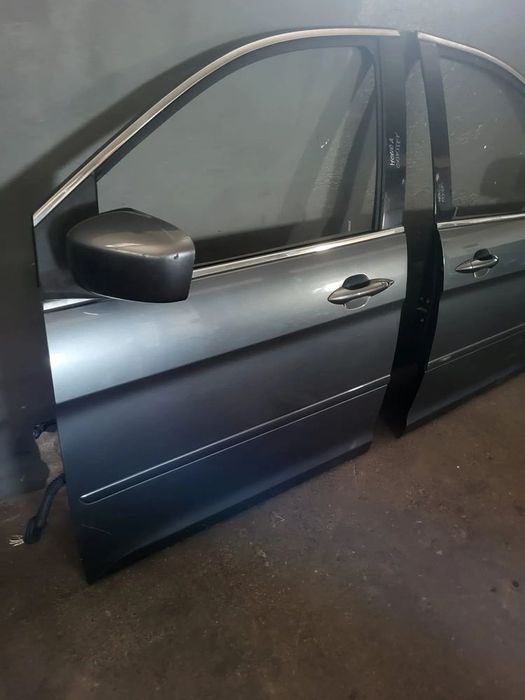 honda odyssey 2010rok drzwi kompletne