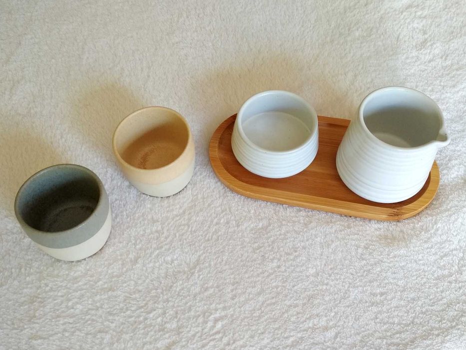 Conjunto cerâmico Nespresso (porte incluído)