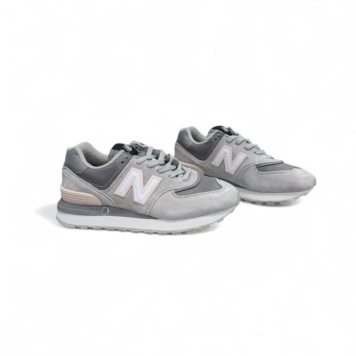 Жіночі кросівки New Balance 574 Grey/Pink — Невмируща класика