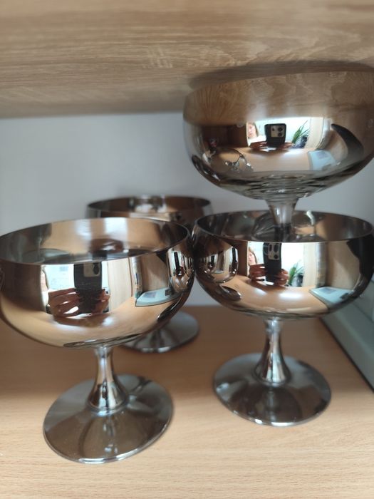 Kieliszki do szampana lustrzane dymione srebrem Vintage 4 sztuki