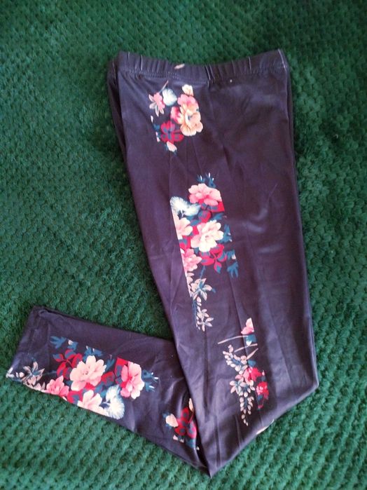 Kobiece leginsy R-38