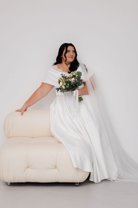 Весільна сукня plus size
