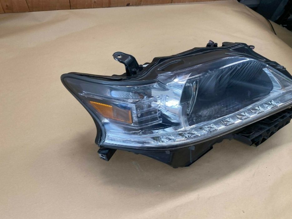 Фара левая правая LEXUS RX350 2013 2014 2015 USA галоген и ксенон.