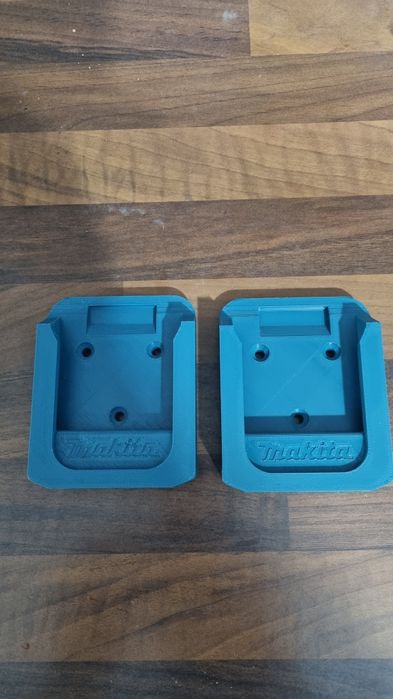 Uchwyty do akumulatorow makita