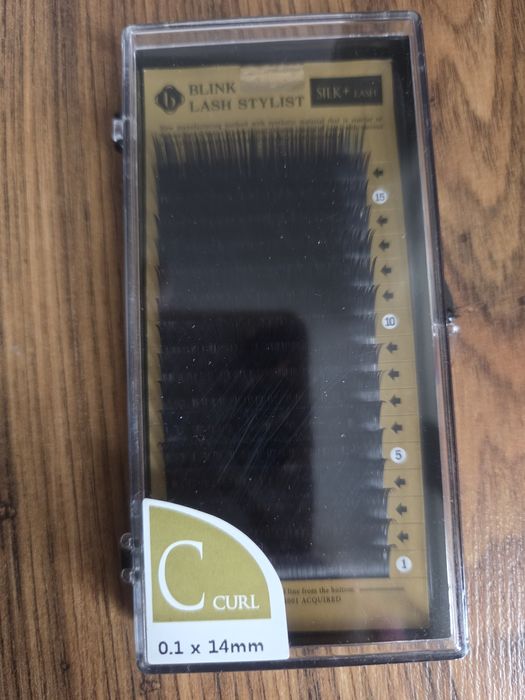 rzęsy secret lashes