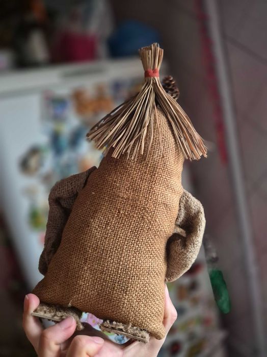 Домовий із мішковини