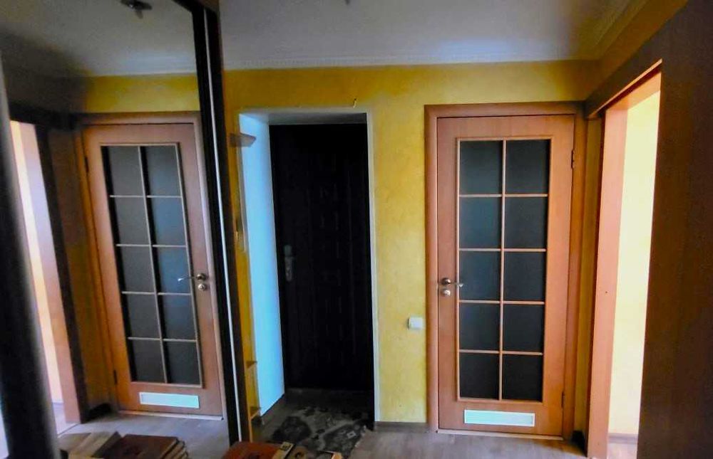 2-кімнатна ПРОСТОРА квартира на Миколаївській. Кухня — 12м2: 39 950 ...