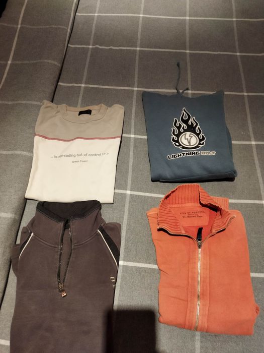Lot of T-shirts and branded items, like new