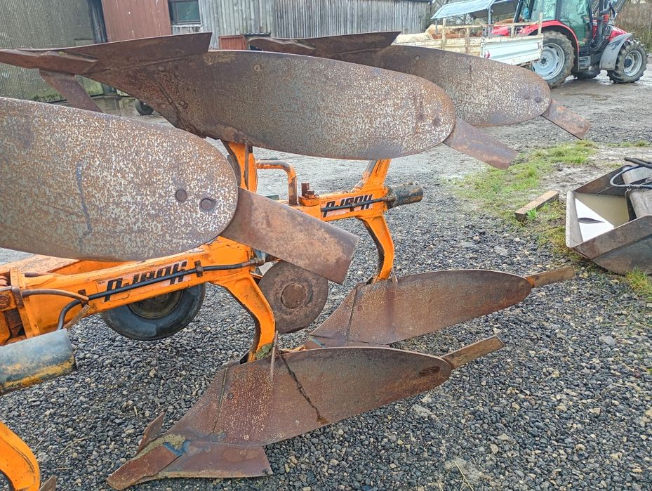 Pług obrotowy Huard Kuhn 365