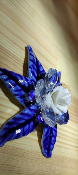 Вінтажна Порцелянова квітка