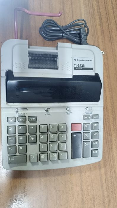 Calculadora  de secretária com rolo