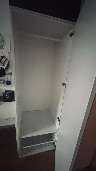 Szafa i biurko ze słupkiem z szufladami Ikea