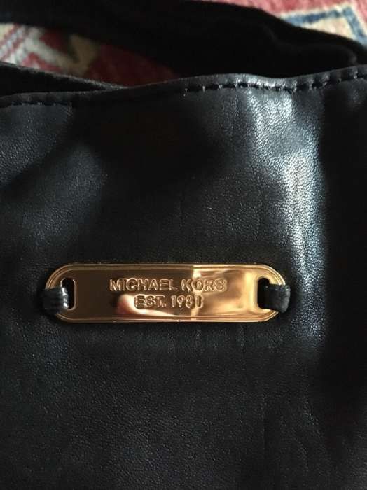Mala Michael Kors