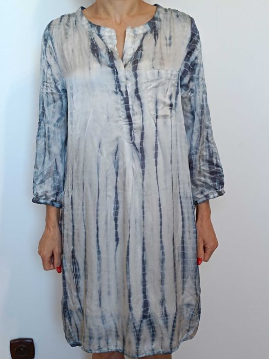 elegancka wygodna sukienka z jedwabiu V collection 36 S 100%jedwab