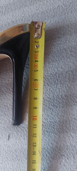 Różowe laczki klapki na obcasie