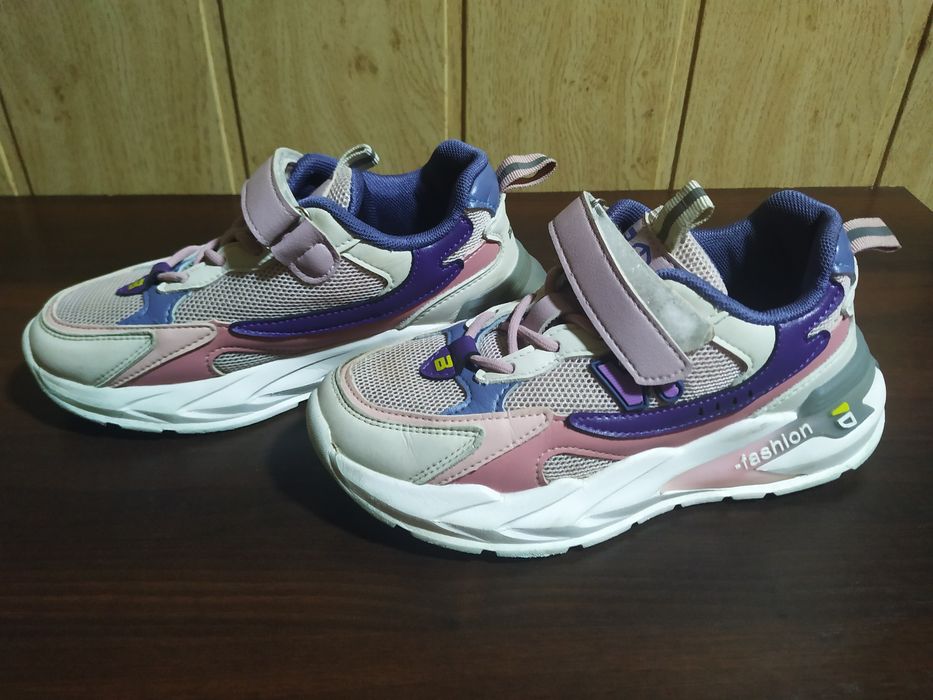 Взуття кросівки макасіни 31 32 35 розмір