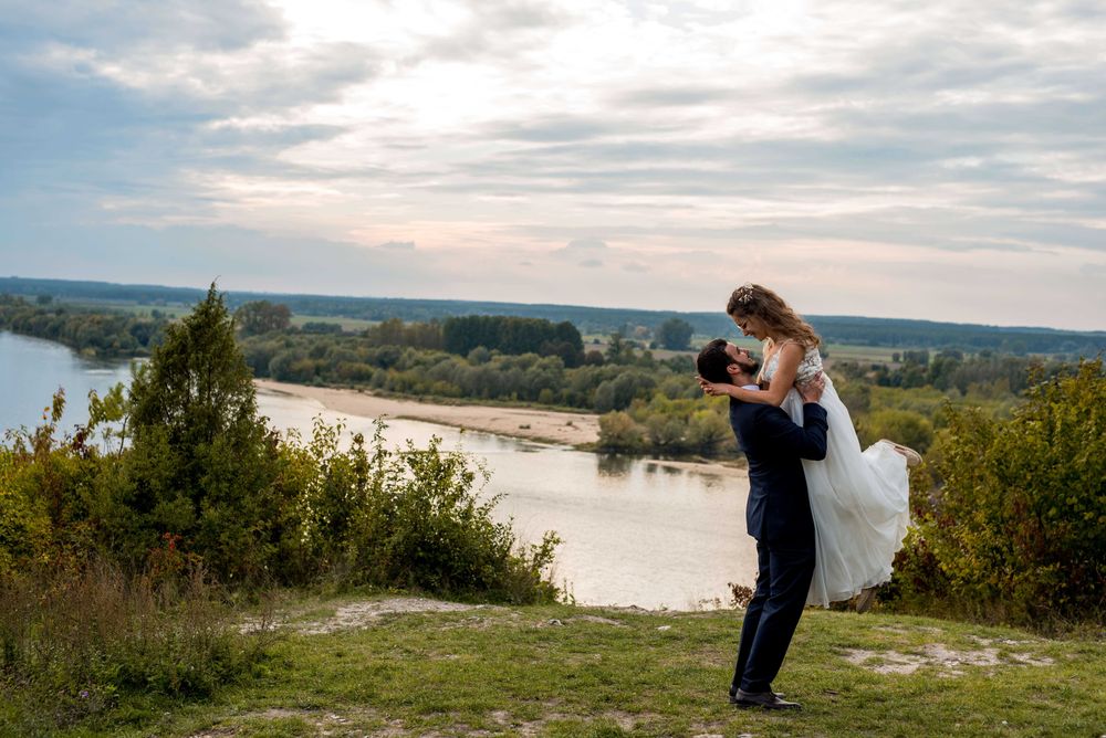 FOTOGRAF ŚLUBNY fotografia wesele sesja plener WOLNE TERMINY tanio