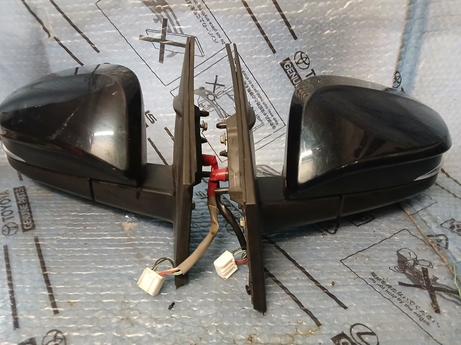 Lusterko prawe lewe TOYOTA RAV4 IV 13-18 9 pin